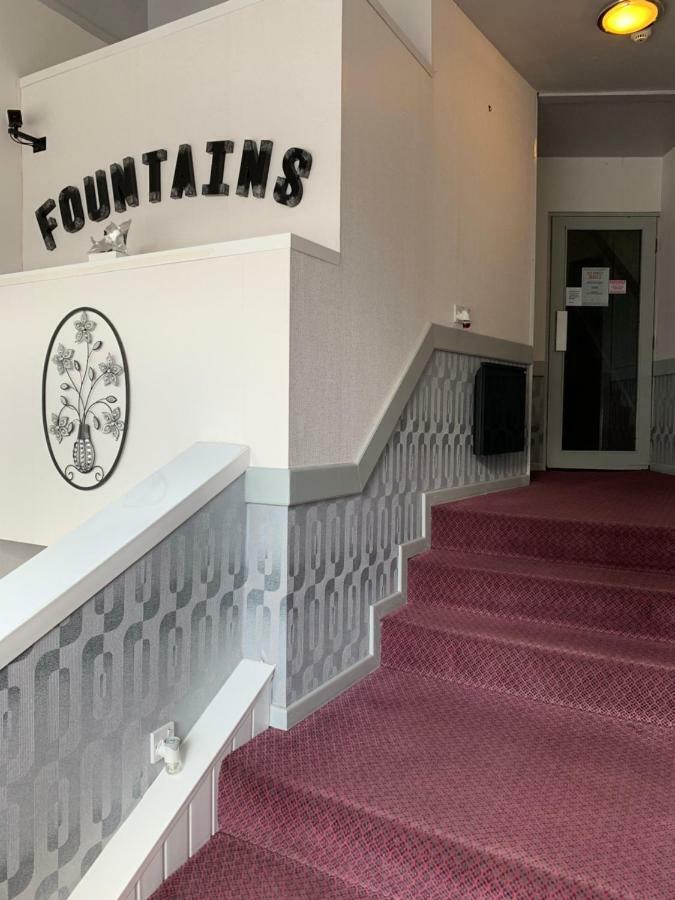 Fountains Hotel Runcorn Buitenkant foto